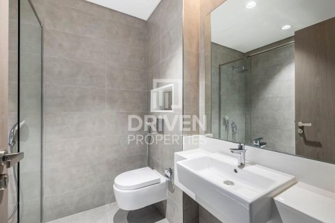 Apartment de 2 dormitorios en District One, UAE No. 221438 11