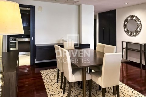 2 bedrooms Apartment in The Crescent, UAE No. 211323 8