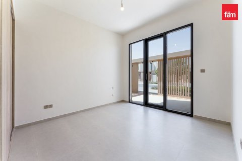 Villa de 4 dormitorios en Jebel Ali, UAE No. 223864 19
