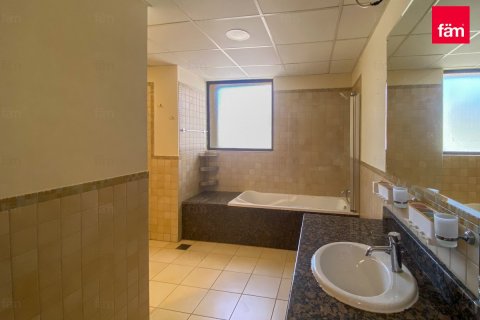 Квартира с 4 спальнями в Дубай, ОАЭ №205104 27