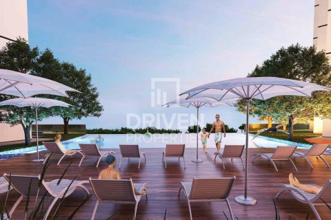 Apartment de 3 dormitorios en District 11, UAE No. 225165 3