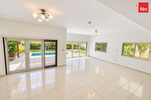 Villa de 4 chambres à Dubai, UAE No. 215643 4