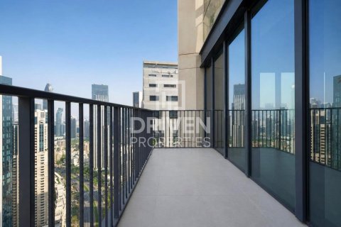 3 bedrooms Apartment in BLVD Heights, UAE No. 215200 18