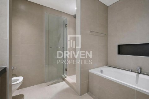 3 bedrooms Apartment in BLVD Heights, UAE No. 215200 13