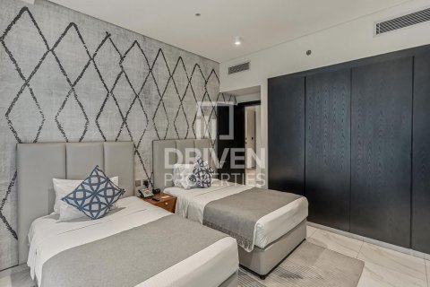 2 bedrooms Apartment in Business Bay, UAE No. 212638 8