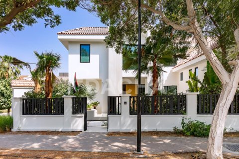 6 غرفة نوم  فيلا في The Mansions, الإمارات العربية المتحدة رقم 207788 30