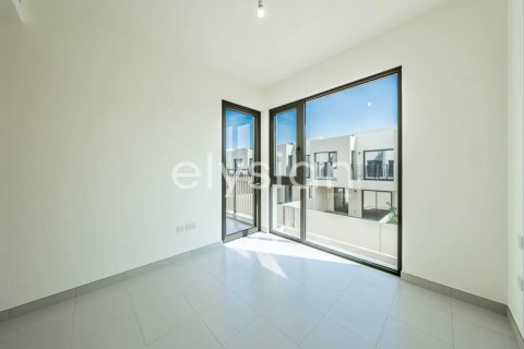 3 bedrooms Townhouse in EMAAR South, UAE No. 64652 15