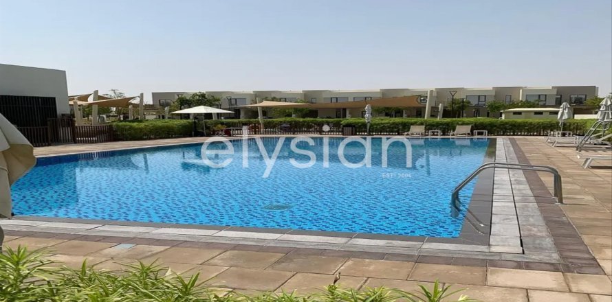 3 bedrooms Townhouse in EMAAR South, UAE No. 64652