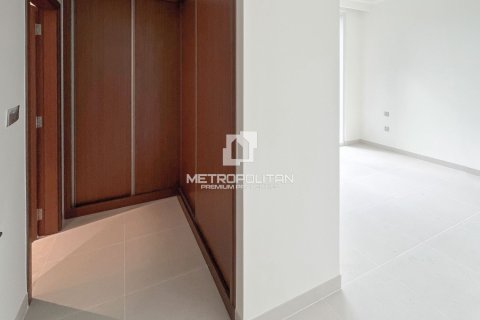 2 غرف نوم شقة في EMAAR Beachfront, الإمارات العربية المتحدة رقم 129393 10