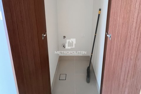 2 غرف نوم شقة في EMAAR Beachfront, الإمارات العربية المتحدة رقم 129393 9