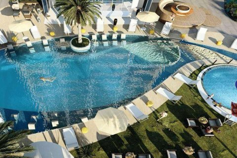 2 bedrooms Apartment in Dubai, UAE No. 215738 3