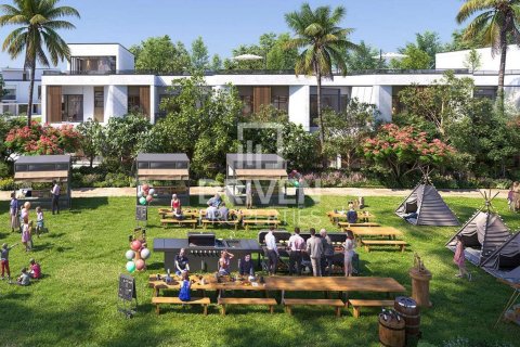 Townhouse de 4 chambres à Dubai Investment Park, UAE No. 211912 2