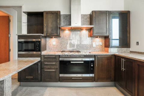Apartment de 3 dormitorios en Palm Jumeirah, UAE No. 129528 4