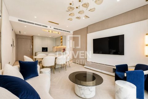 Appartement de 2 chambres à Dubai, UAE No. 217957