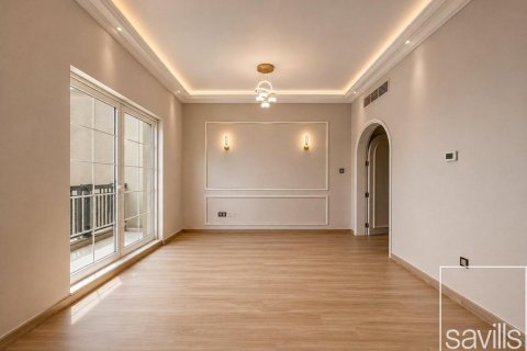 Вилла с 4 спальнями в Jumeirah Islands, ОАЭ №205983 17