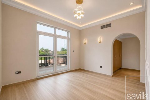 Вилла с 4 спальнями в Jumeirah Islands, ОАЭ №205983 14