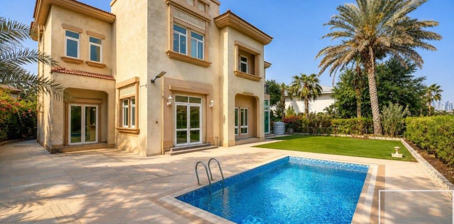 Вилла с 4 спальнями в Jumeirah Islands, ОАЭ №205983