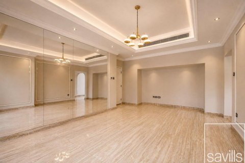 Вилла с 4 спальнями в Jumeirah Islands, ОАЭ №205983 8