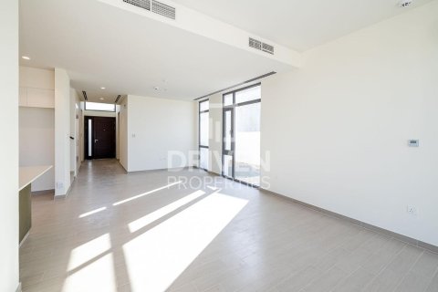 4 غرف نوم فيلا في EMAAR South, الإمارات العربية المتحدة رقم 202508 4