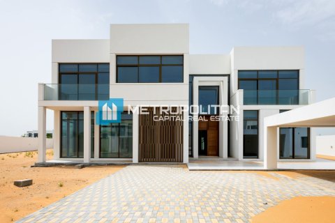 6 bedrooms Villa in Abu Dhabi, UAE No. 146707