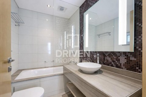2 غرف نوم شقة في DAMAC Towers by Paramount, الإمارات العربية المتحدة رقم 214433 26