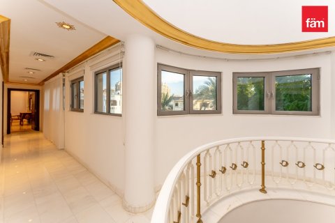 Villa de 5 chambres à Palm Jumeirah, UAE No. 220181 23