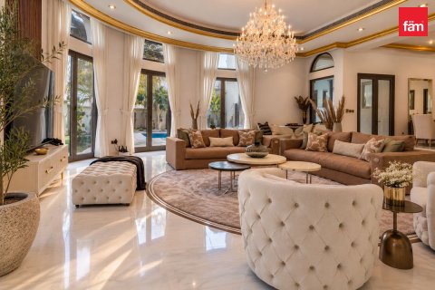 Villa de 5 chambres à Palm Jumeirah, UAE No. 220181