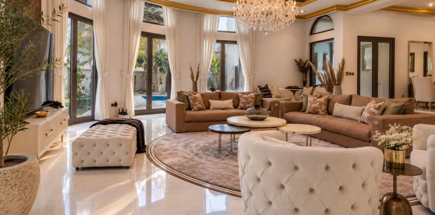 Villa de 5 chambres à Palm Jumeirah, UAE No. 220181