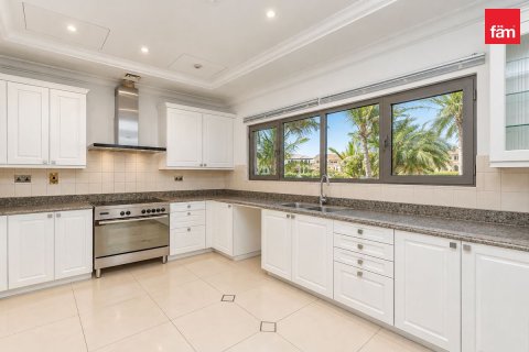 Villa de 5 chambres à Palm Jumeirah, UAE No. 220181 10