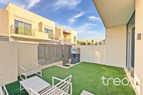 3 bedrooms Townhouse in Joy, UAE No. 220717 3