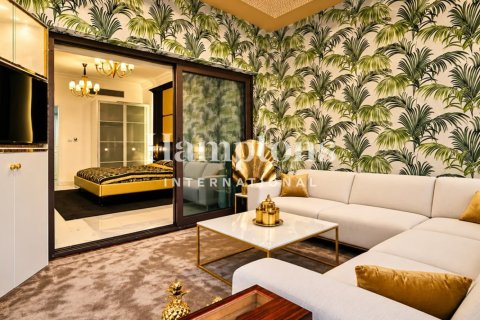 Apartment de 1 dormitorio en FIVE Palm Jumeirah, UAE No. 221806 10