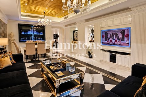 Apartment de 1 dormitorio en FIVE Palm Jumeirah, UAE No. 221806