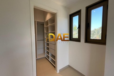 Apartment de 2 dormitorios en The Gardens, UAE No. 55224 10