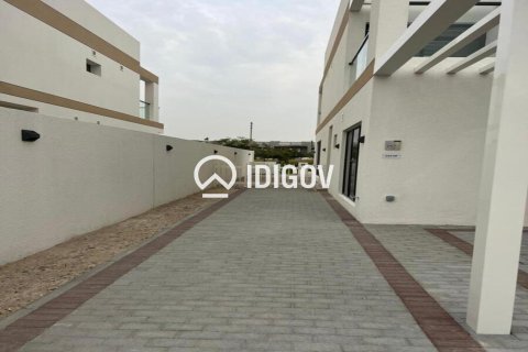 Townhouse de 4 dormitorios en Park Residences, UAE No. 205899 10