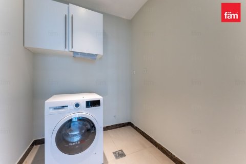 2 bedrooms Apartment in Dubai, UAE No. 166196 19