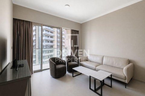 Apartment de 1 dormitorio en Opera District, UAE No. 223239 3