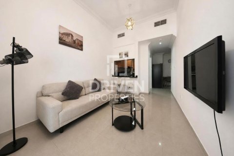 Квартира с 1 спальней в Dream Towers, ОАЭ №225477 4