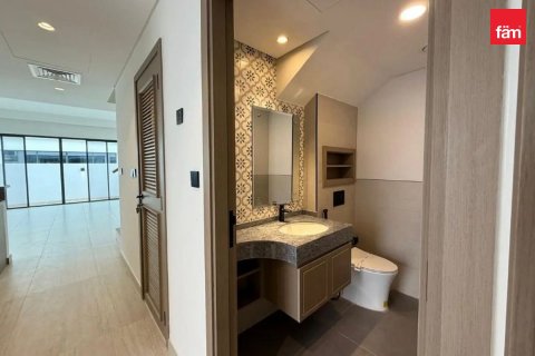 4 bedrooms Villa in Dubai, UAE No. 213283 9