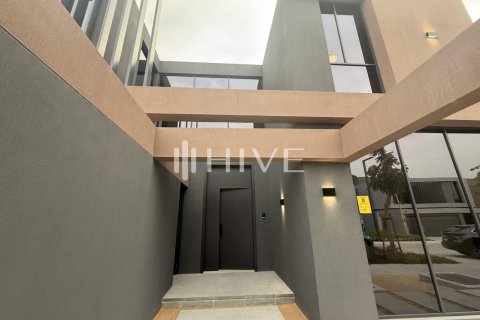 Villa de 4 chambres à Tilal City, UAE No. 38140 32