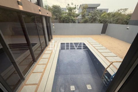 Villa de 4 chambres à Tilal City, UAE No. 38140 6