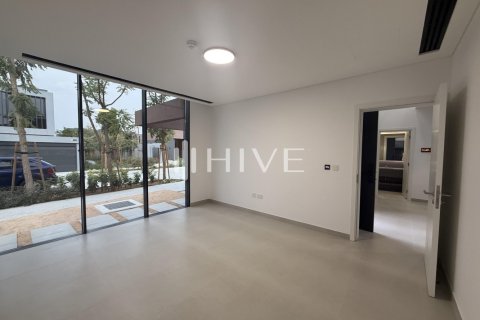 Villa de 4 chambres à Tilal City, UAE No. 38140 11