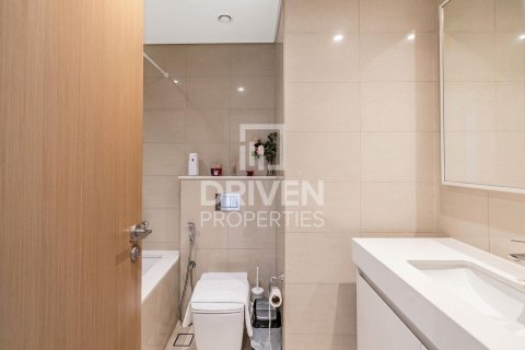 Apartment de 2 dormitorios en Burj Royale, UAE No. 215121 15