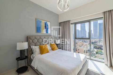 Apartment de 2 dormitorios en Burj Royale, UAE No. 215121 8