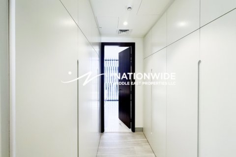 Villa de 4 dormitorios en Abu Dhabi, UAE No. 77198 17