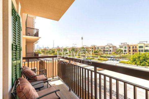 Villa de 4 dormitorios en Jumeirah, UAE No. 217862 22