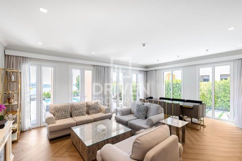 Villa de 4 dormitorios en Jumeirah, UAE No. 217862 5