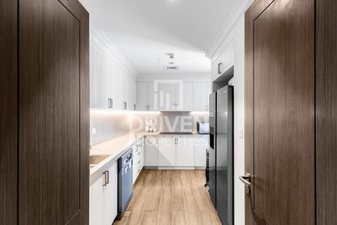 Villa de 4 dormitorios en Jumeirah, UAE No. 217862 10