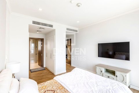 Villa de 4 dormitorios en Jumeirah, UAE No. 217862 11
