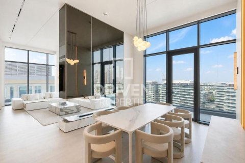 3 bedrooms Penthouse in Al Wasl, UAE No. 217867