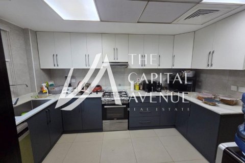 3 bedrooms Apartment in Al Reef, UAE No. 221779 6